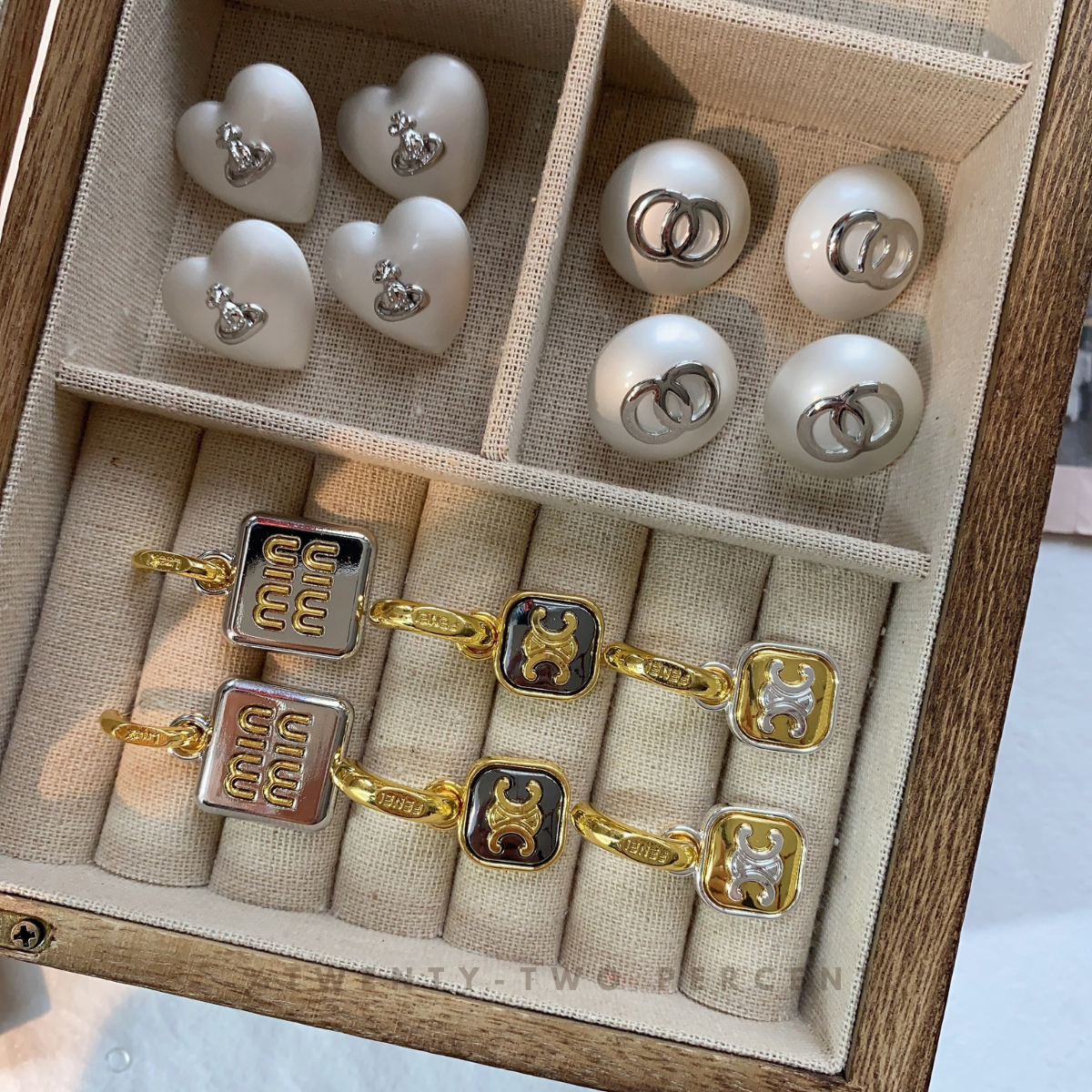 Triomphe Metallic Silver Gold Temperament Earrings