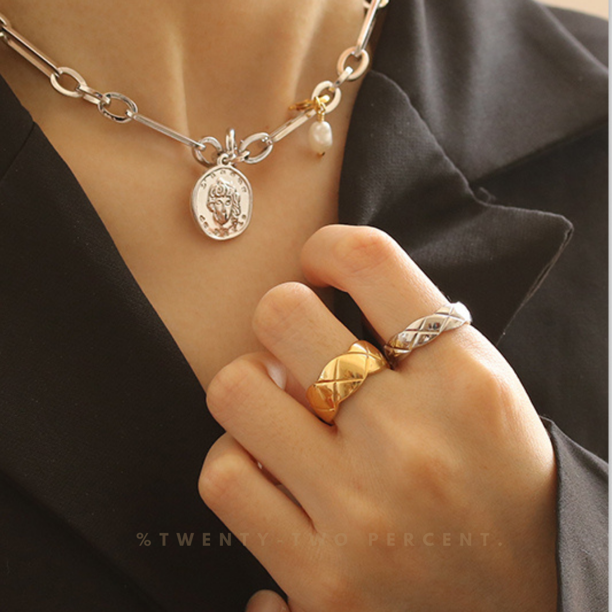 Quilted Style Pattern High-Color Gold Silver Ring
