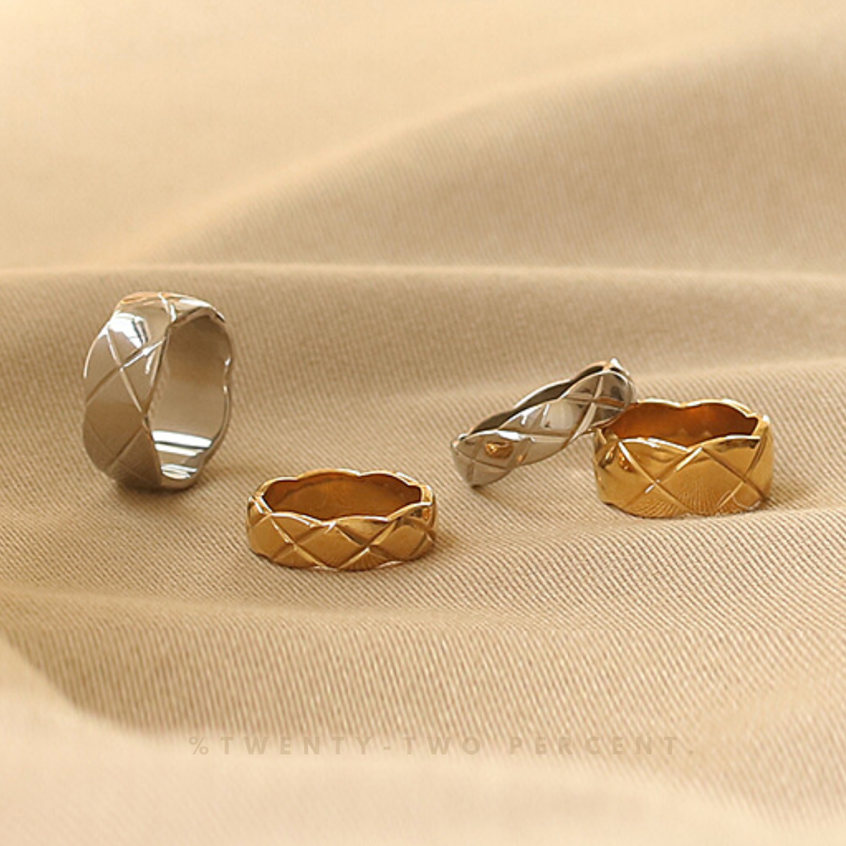 Quilted Style Pattern High-Color Gold Silver Ring