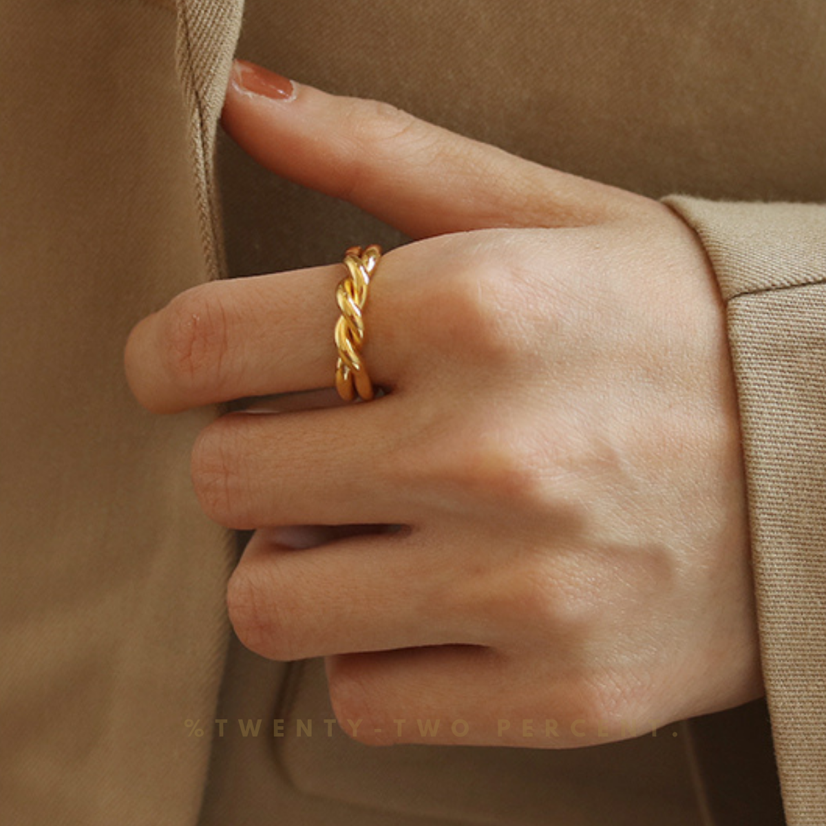 French Minimalist Twisted Design Open Gold Ring