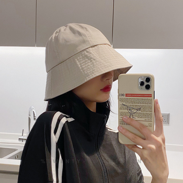 Minimalist Sun Protection Bucket Hat