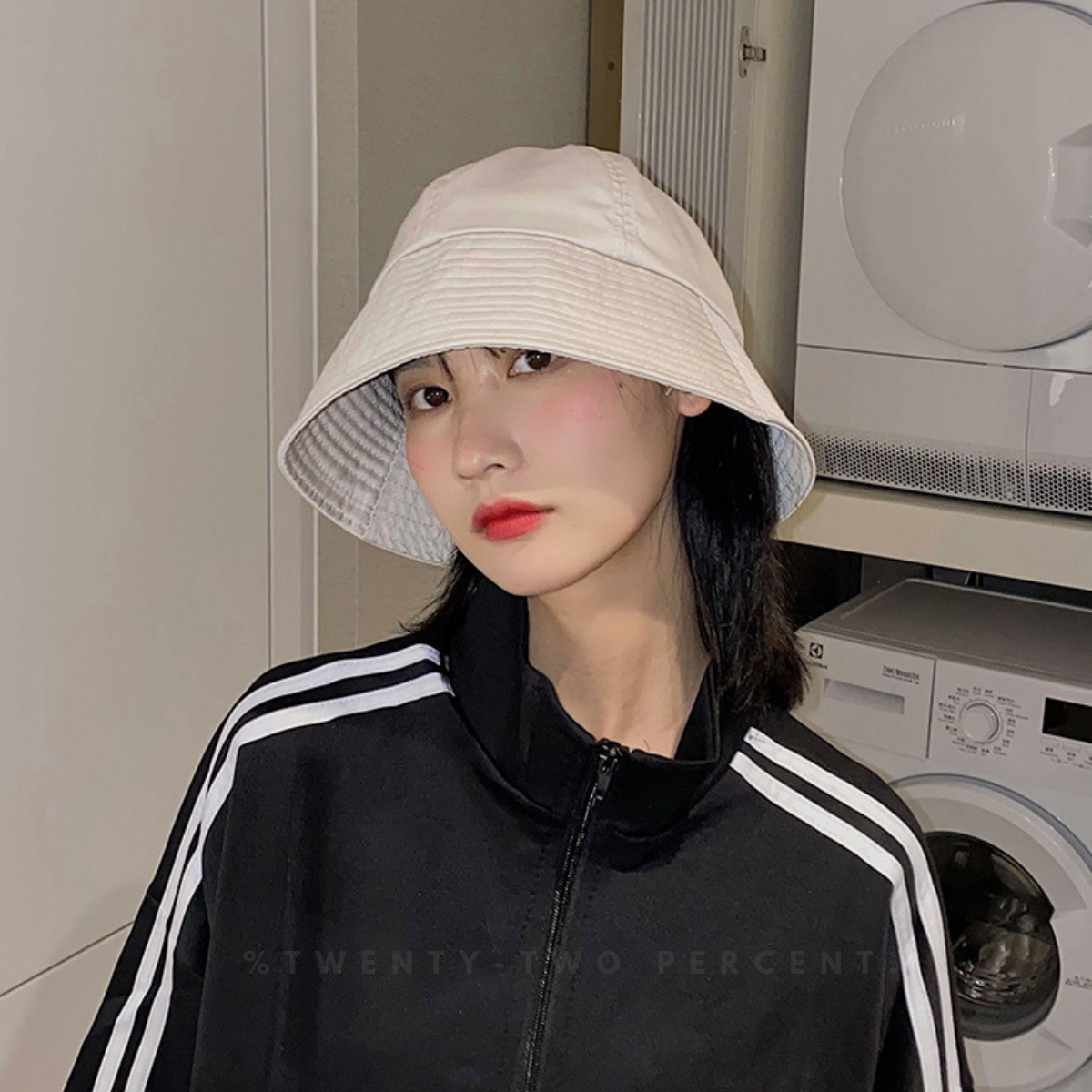 Minimalist Sun Protection Bucket Hat