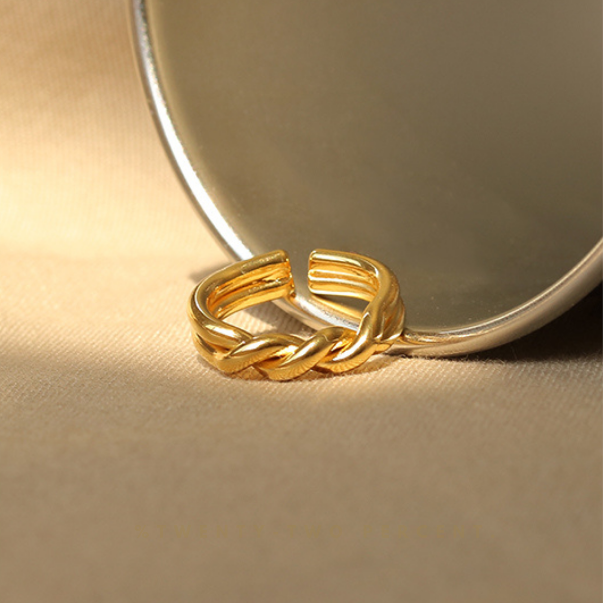 French Minimalist Twisted Design Open Gold Ring