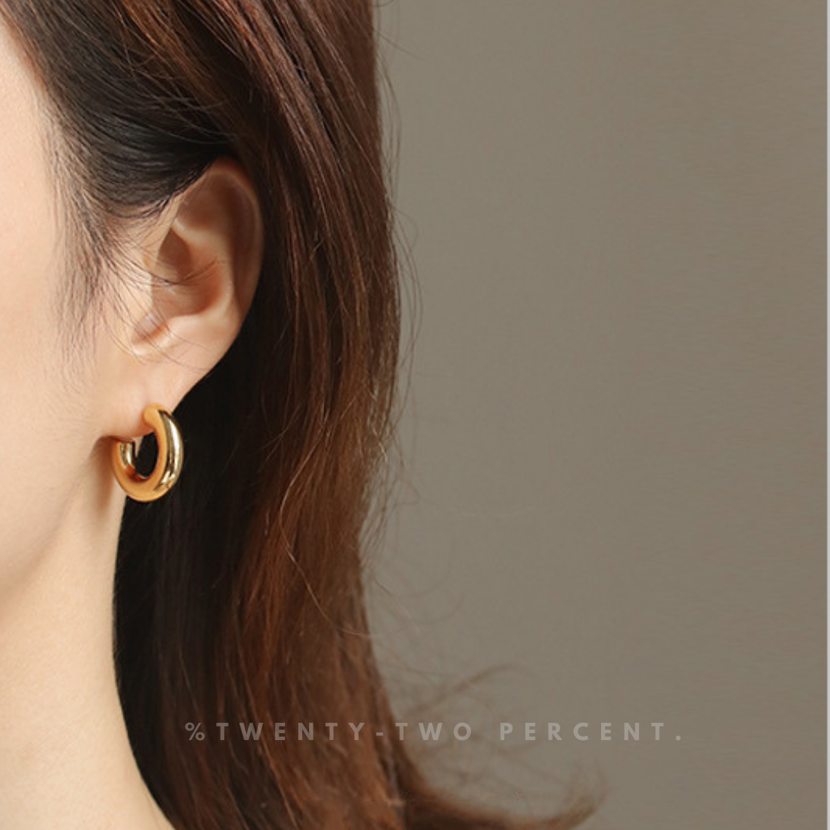 Minimalist C-shaped Earrings Silver/Gold